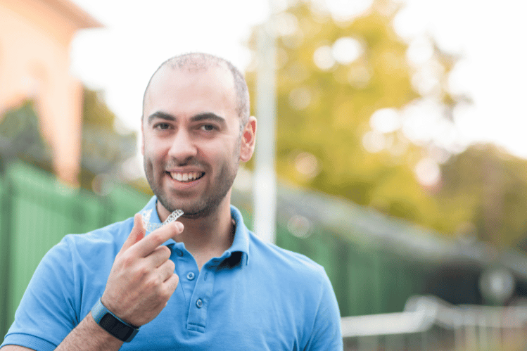 DIY Teeth Straightening: Pros, Cons & Risks