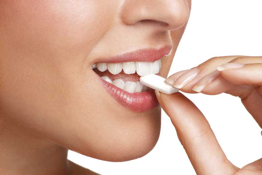Can Chewing Gum Really Clean Your Mouth