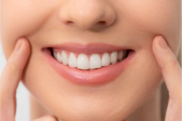 An image shows a girl having a perfect smile